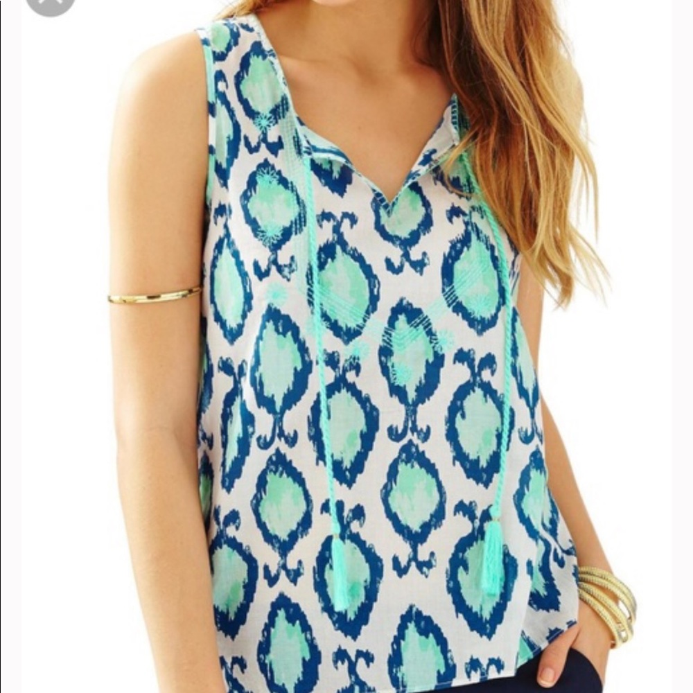 Lilly Pulitzer Lauren top with tassels